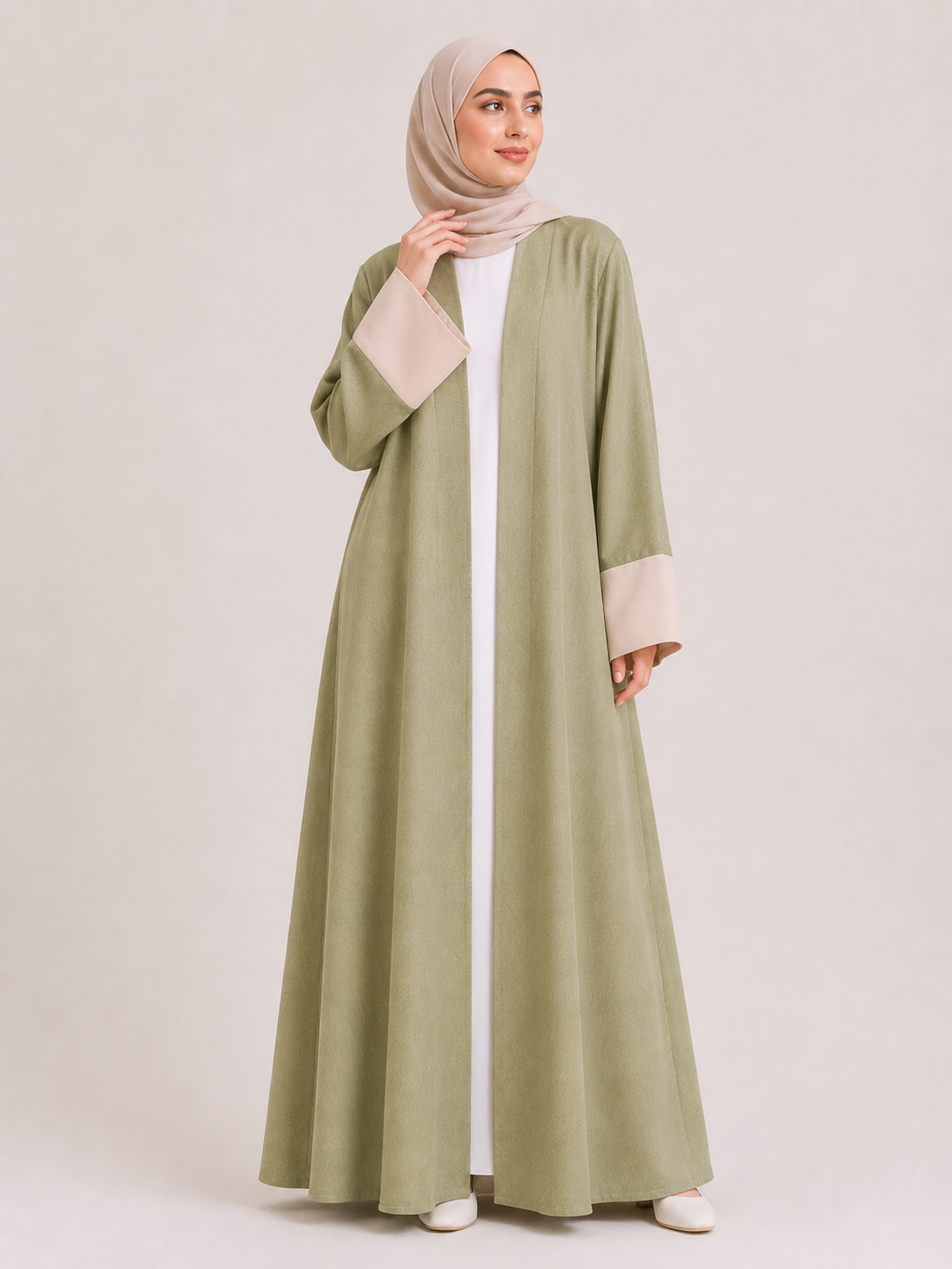 Elara Contrast Cuff Open Abaya
