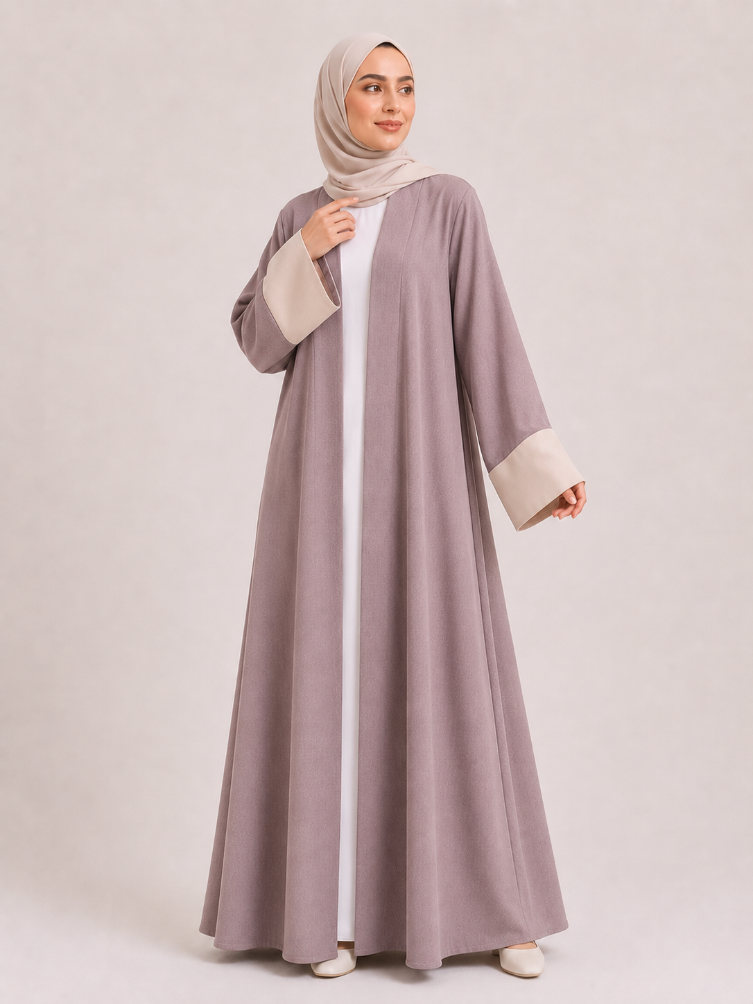 Elara Contrast Cuff Open Abaya