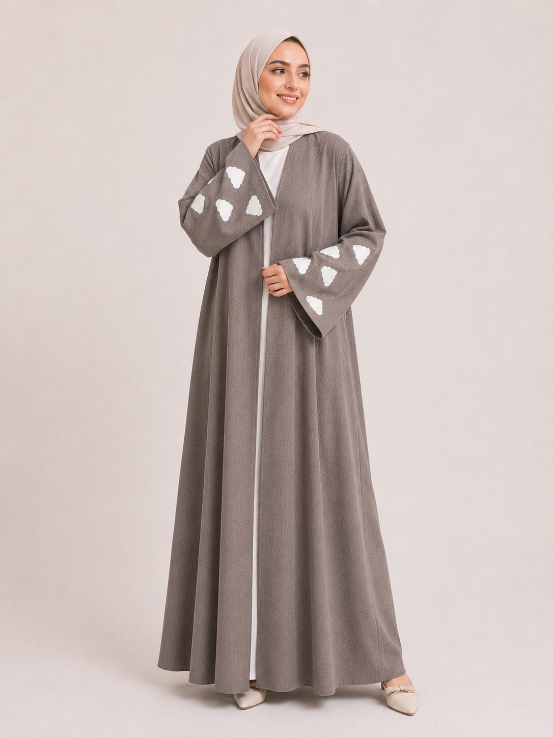 Cloud Cuff Open Abaya