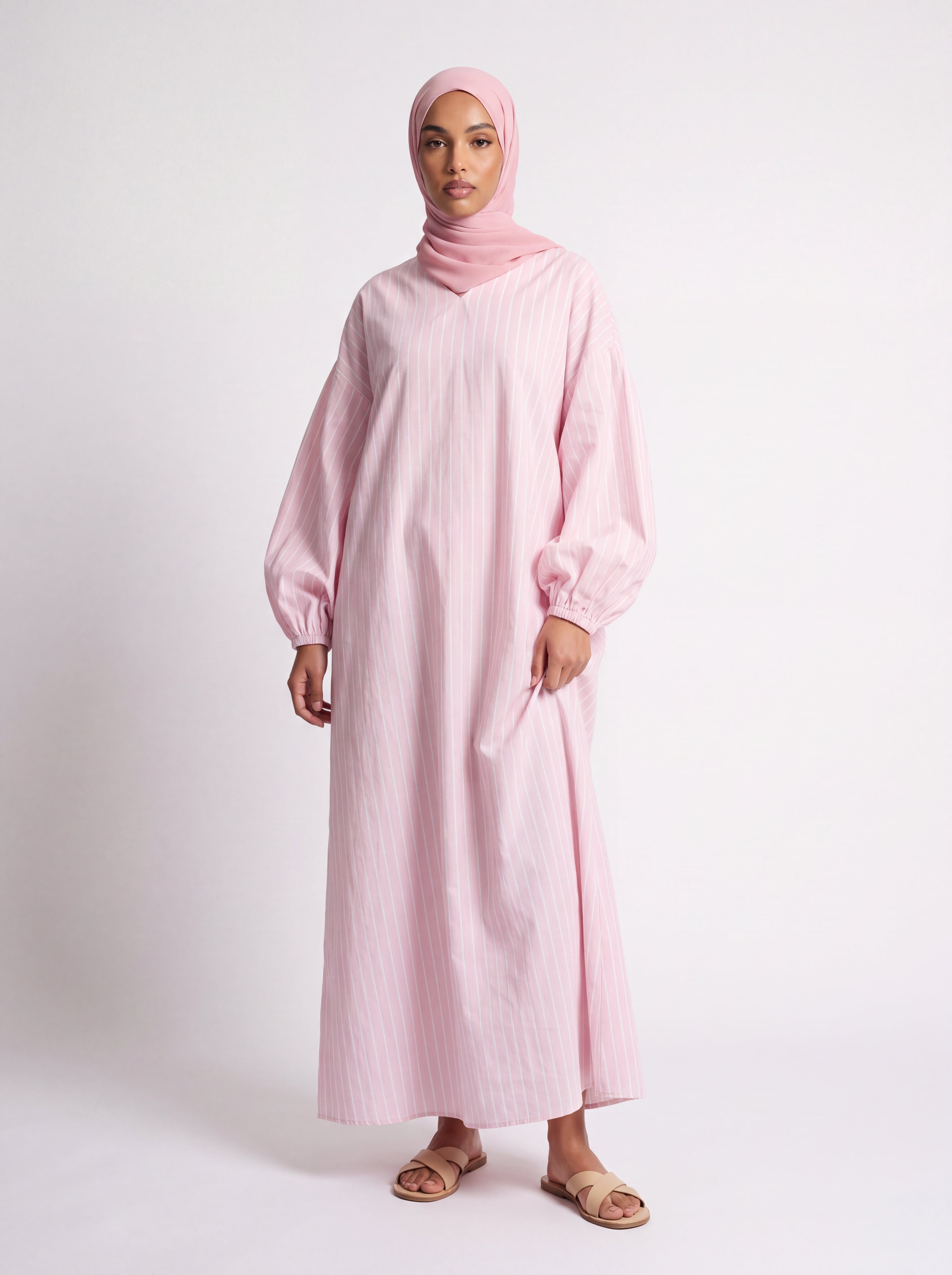 Stripped abaya