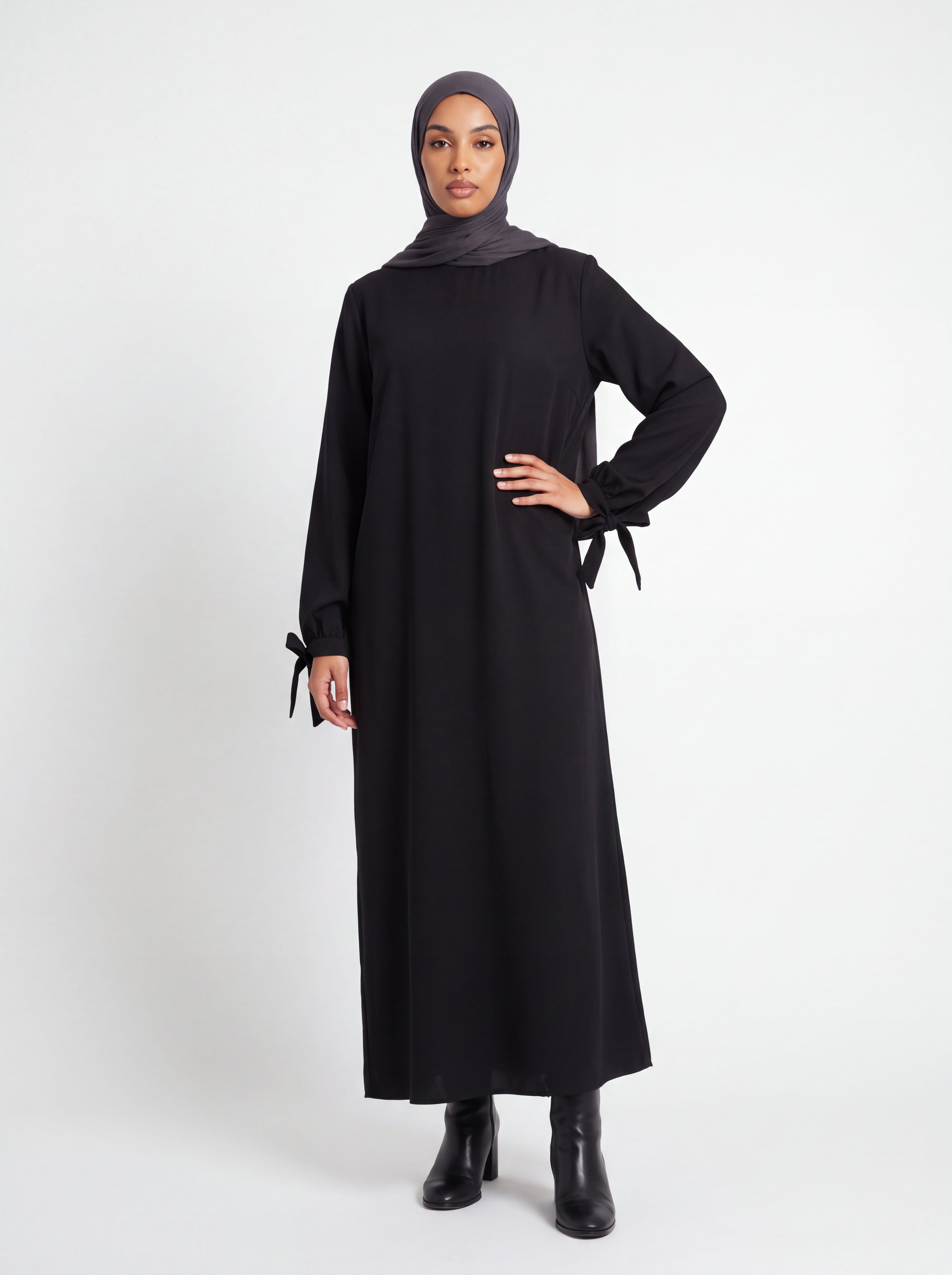 knotted abaya