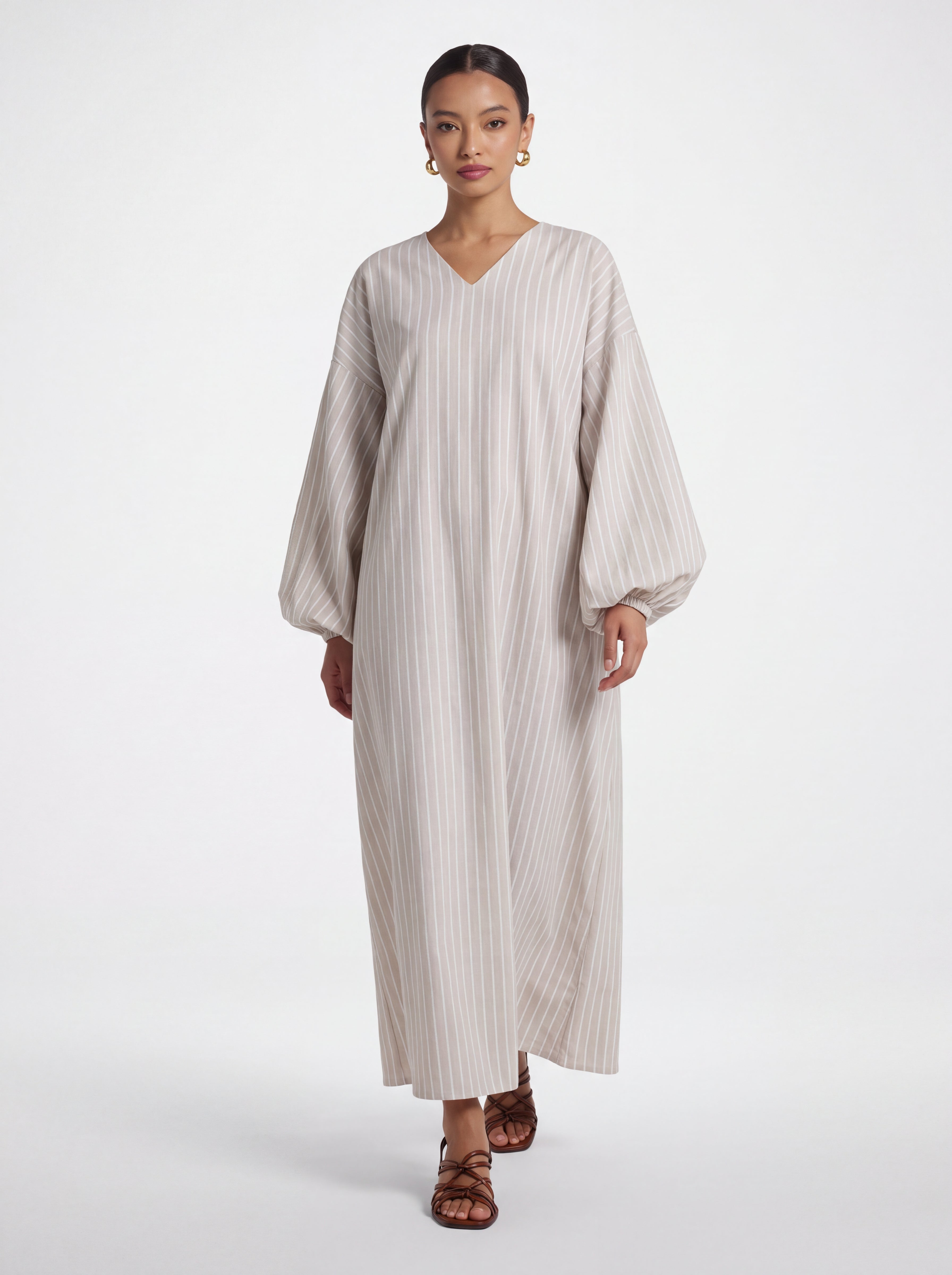 Stripped abaya
