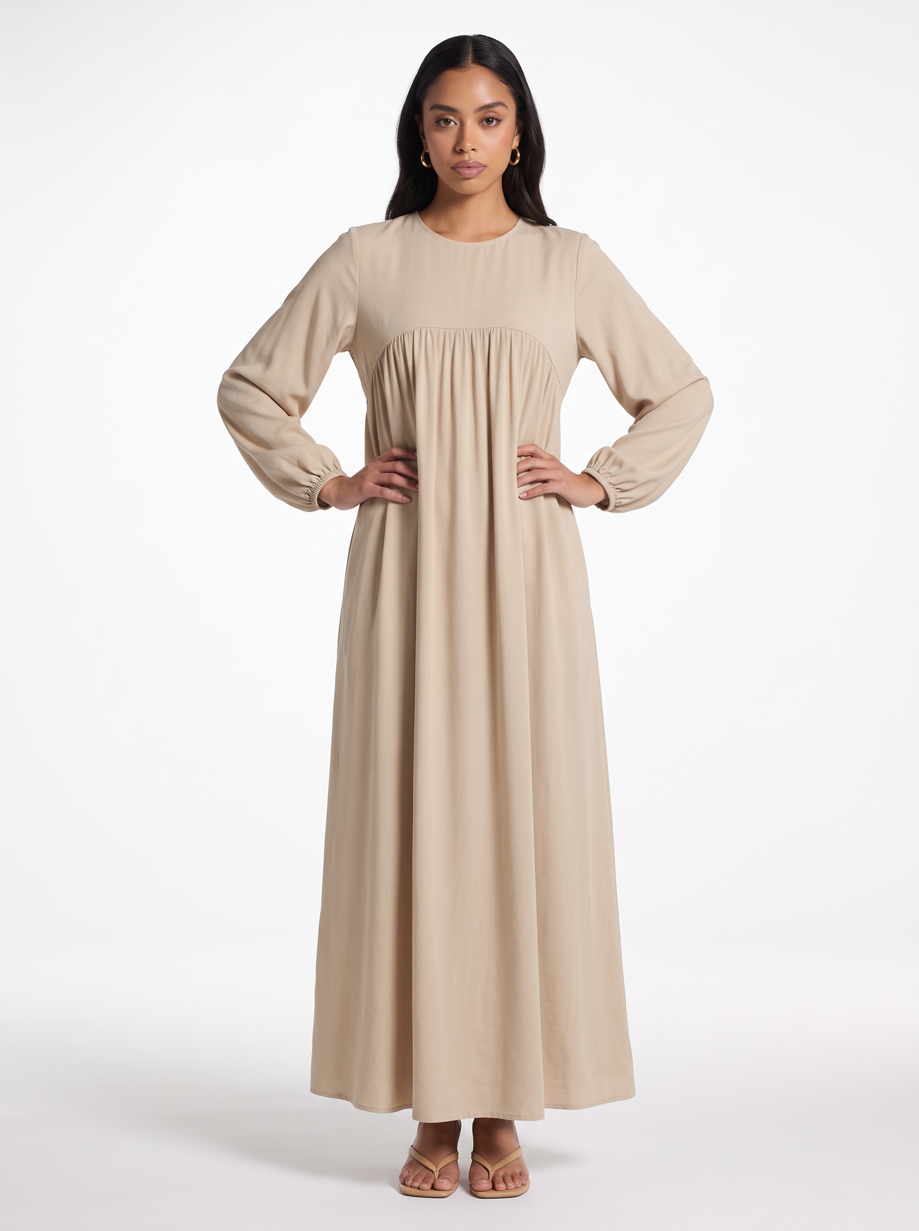 Abaya with small collar